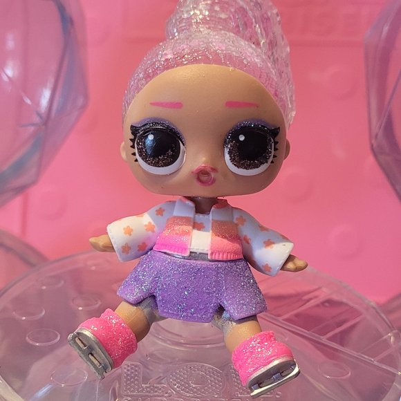 8 Glitter Globe LOL Set & Pet Bonus! - Picture 4 of 16